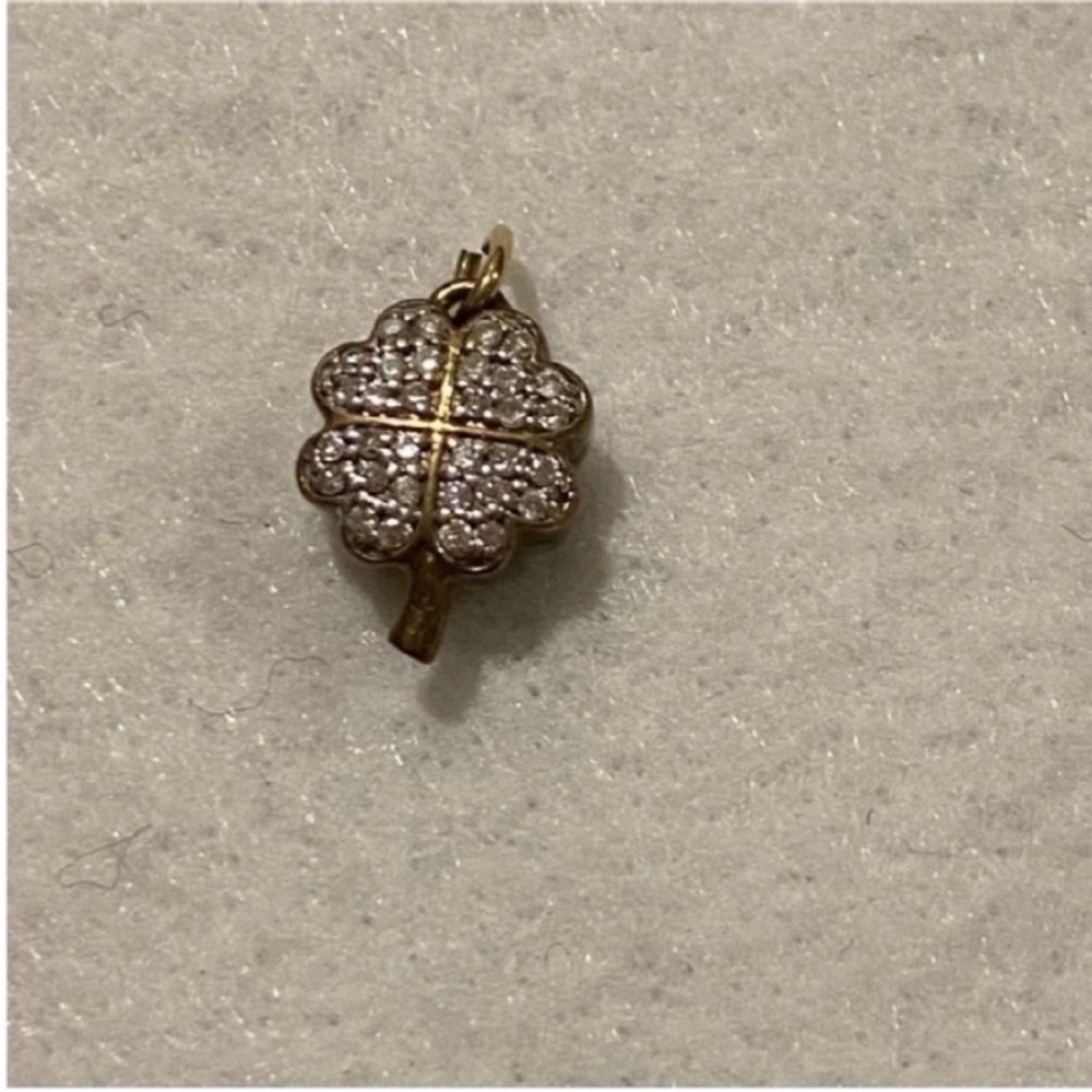 18k Diamond Four Leaf Clover Charm